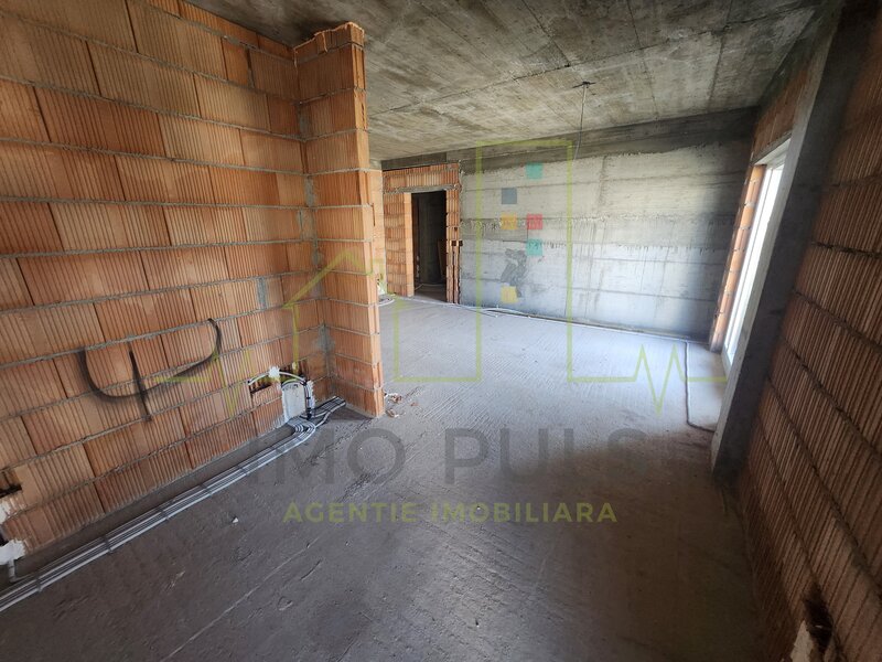 Timisoara. Bloc nou langa Esso. 2 Bai. Finisaje la alegere. Et. intermediar.